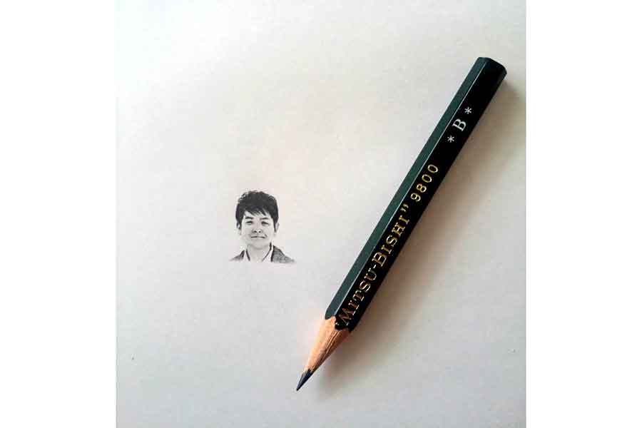 小さく描いた、お笑い芸人・千鳥のノブさんもそっくり【写真提供：Tom（@tom_naoji）さん】