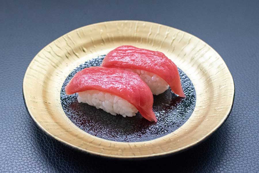 マグロの握り寿司2貫（写真はイメージ）【写真：PIXTA】