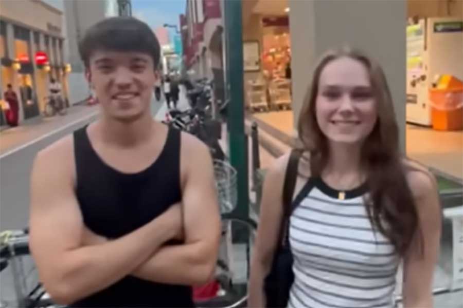 ドイツ出身の（左から）フィンさんとクリスティーナさん（スクリーンショット）