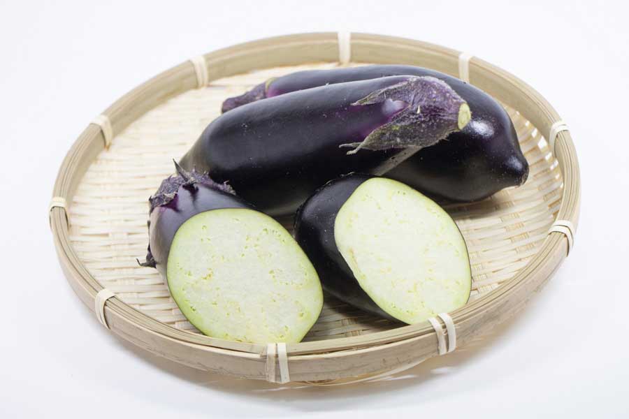 幅広い料理に使えるナス（写真はイメージ）【写真：写真AC】