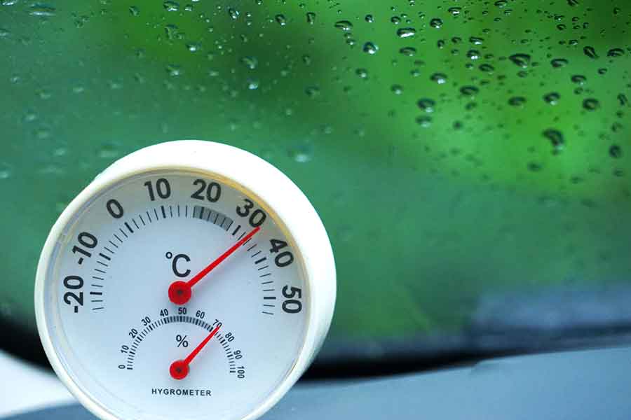 湿度が高い日本の夏に戸惑い（写真はイメージ）【写真：写真AC】