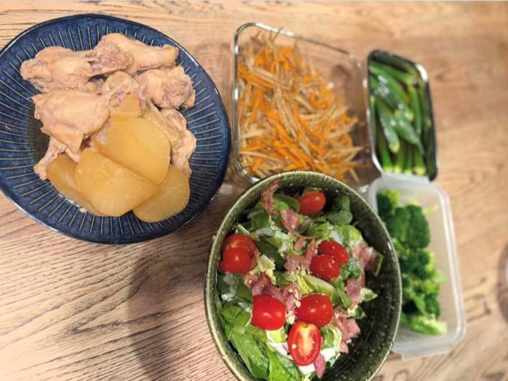 野菜たっぷりの夕飯（スクリーンショット）