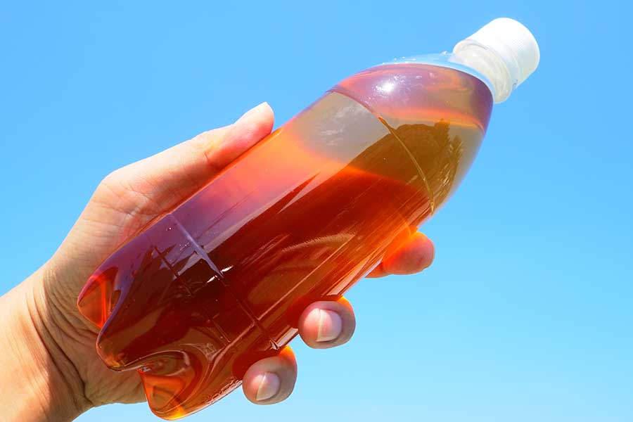 ペットボトルの麦茶（写真はイメージ）【写真：写真AC】