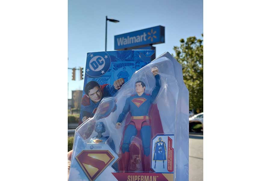 現地のウォルマートでアメトイを購入【写真提供：でめきん（@DEMEKEYN）さん】