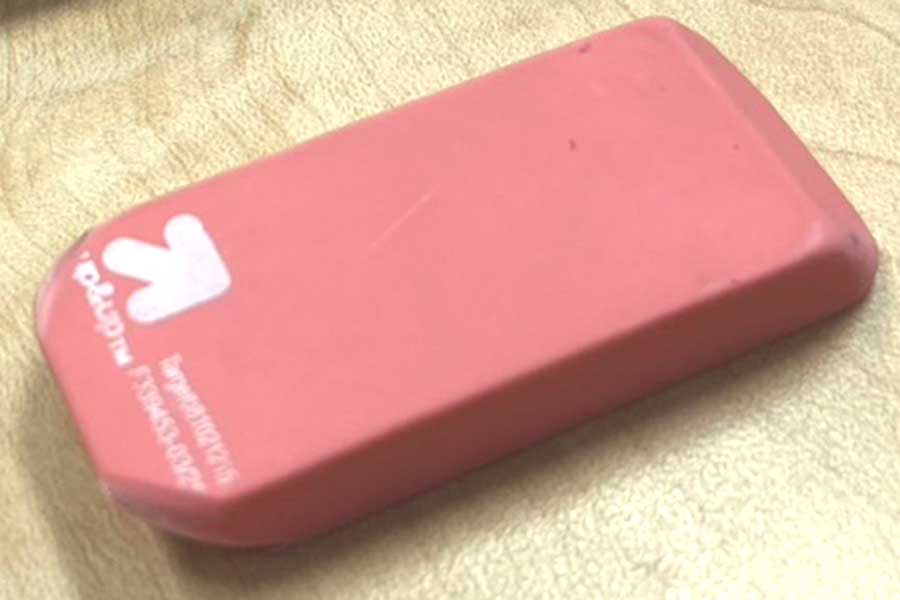 タイ人留学生が使っていた、アメリカで買った消しゴム【写真：Yo】