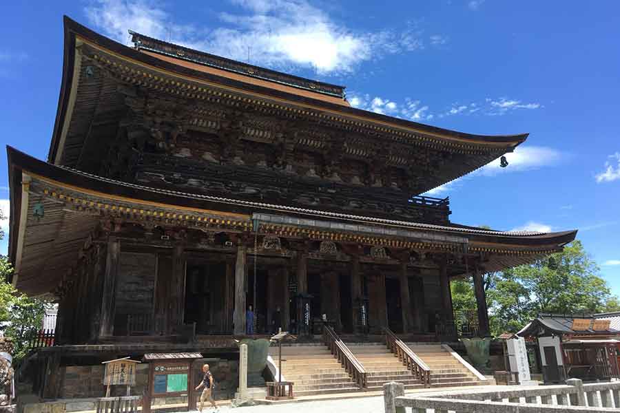 片山さんが朝座勤行に通った金峯山寺蔵王堂。金峯山修験本宗の総本山にして、国宝・世界遺産【写真提供:片山文恵】