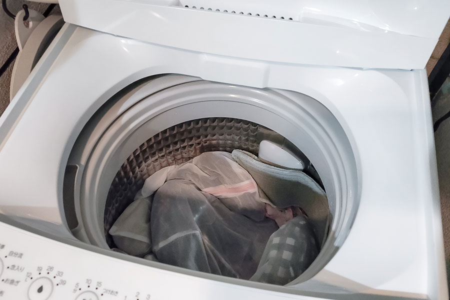 コインランドリーに洗濯物を放置（写真はイメージ）【写真：写真AC】