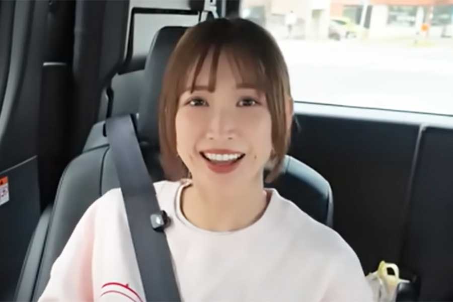 ドライブ中、子育てについて語る紗栄子さん(スクリーンショット)