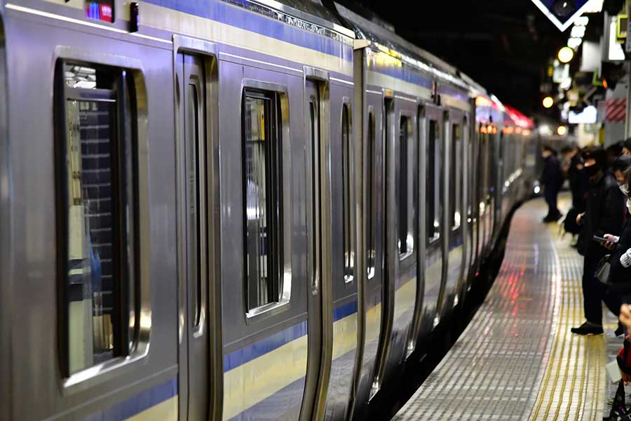 時間に正確な日本の電車に感激（写真はイメージ）【写真：写真AC】