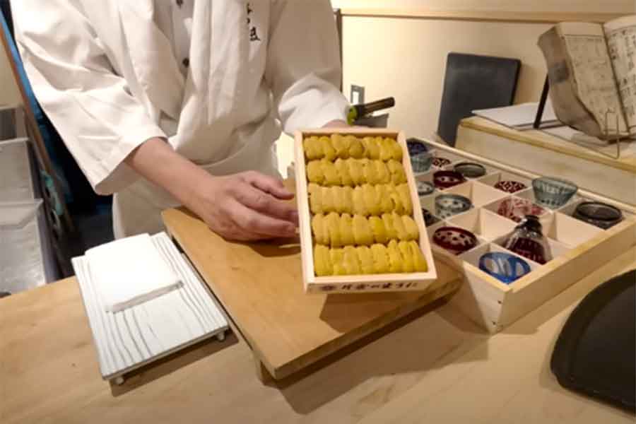 ウニが食べられることに驚愕（スクリーンショット）