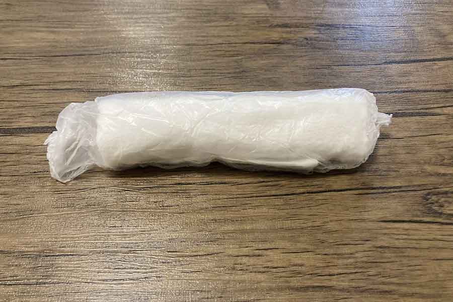 食事の前におしぼりで手を拭き忘れて反省（写真はイメージ）【写真：写真AC】