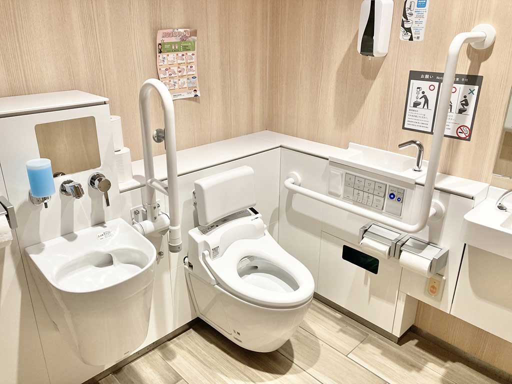 多機能で清潔な日本のトイレ（写真はイメージ）【写真：写真AC】