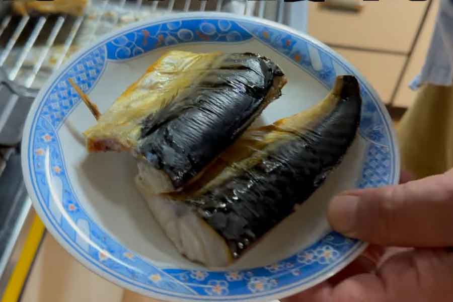 脂がのった塩サバ（スクリーンショット）