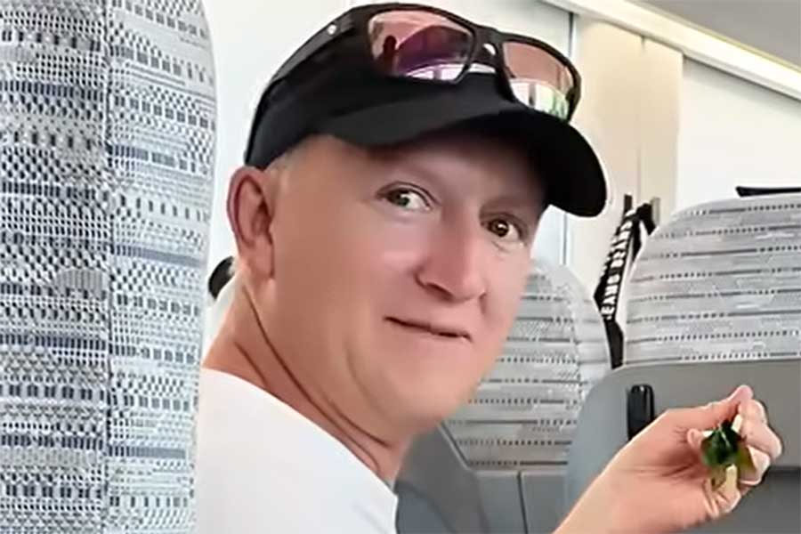 カナダ人の夫・チャールズさん（スクリーンショット）