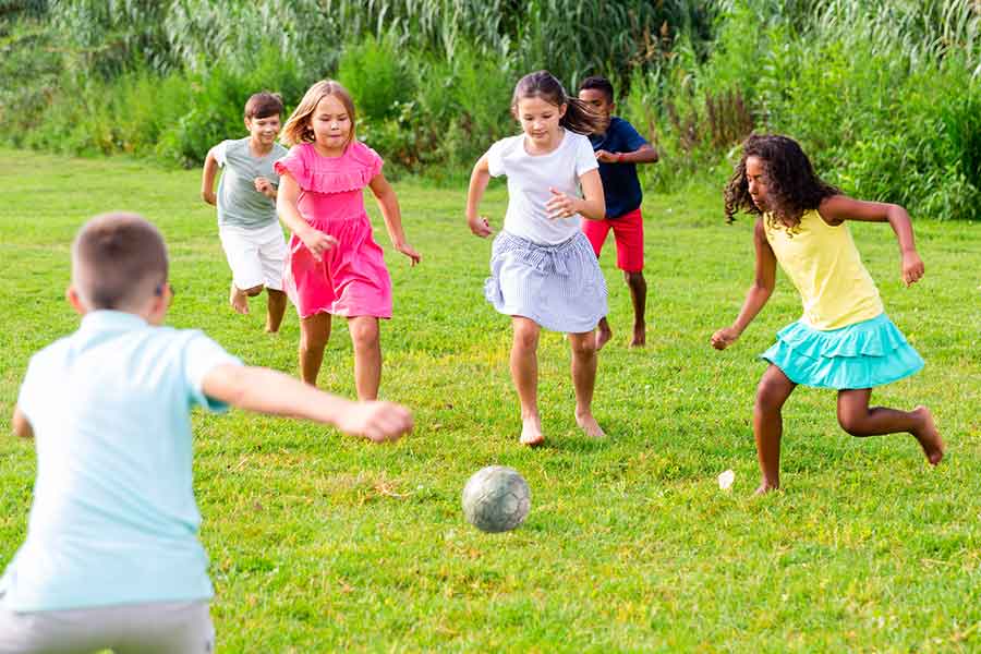 ハワイの子どもも、大人もしないファッションとは（写真はイメージ）【写真：PIXTA】