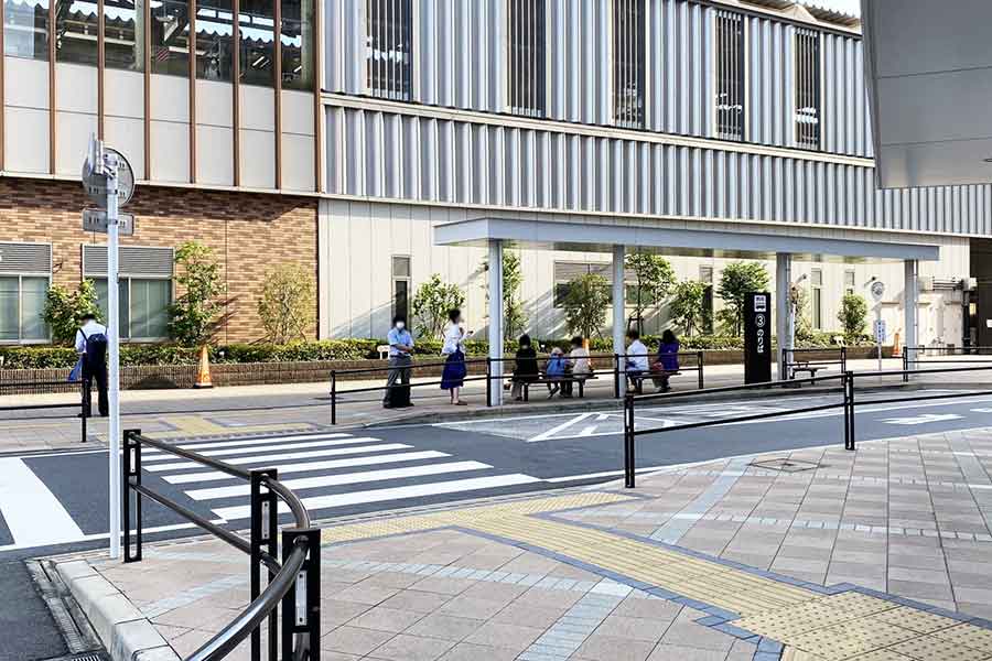 ゴミひとつ落ちていない洗練された日本の街（写真はイメージ）【写真：写真AC】