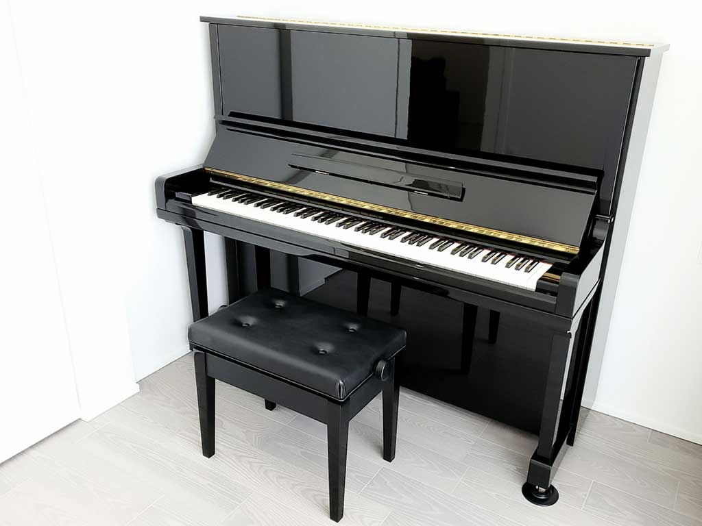 ピアノを床暖房の上に置くと、双方に変形のリスクが（写真はイメージ）【写真：写真AC】