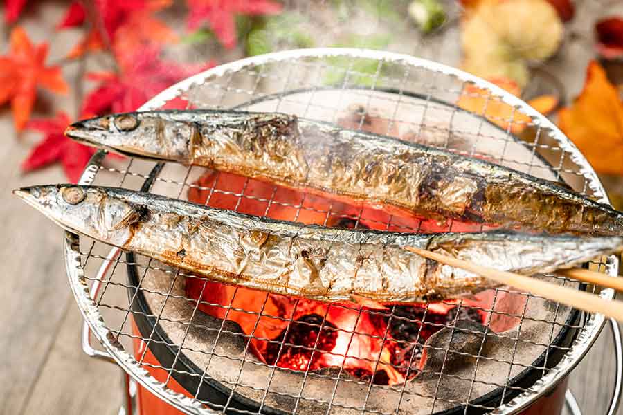 一風変わったサンマの焼き方が話題に（写真はイメージ）【写真：写真AC】