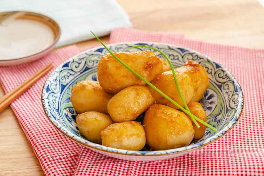 里芋の煮っころがし（写真はイメージ）【写真：PIXTA】