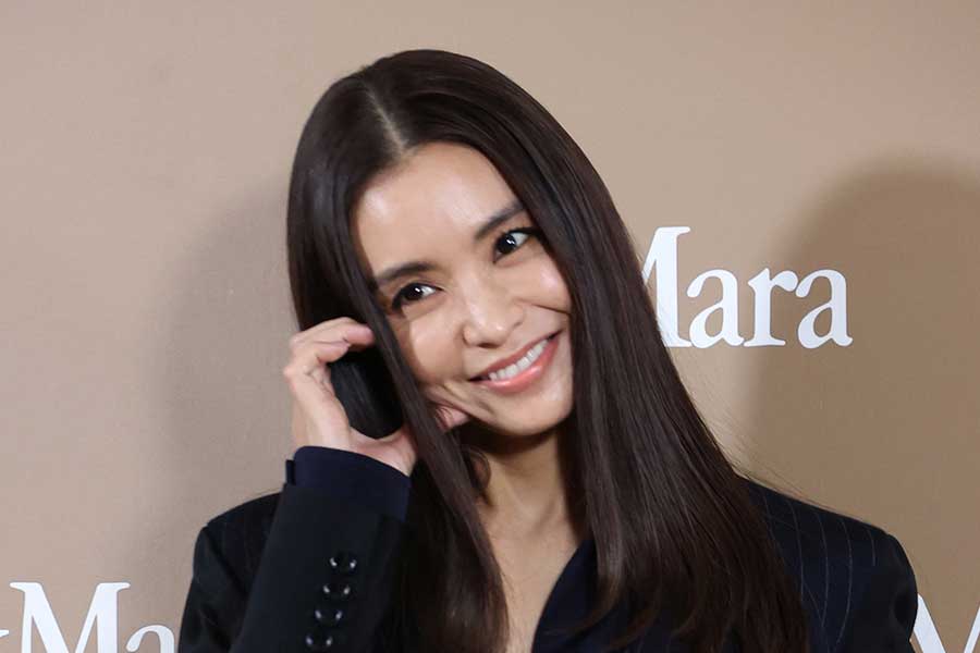 モデルの滝沢眞規子さん【写真：Aflo】