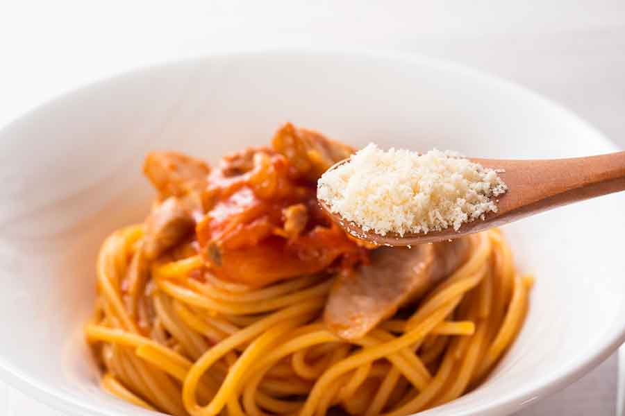 つい追いチーズをしたくなりがち…(写真はイメージ)【写真:PIXTA】