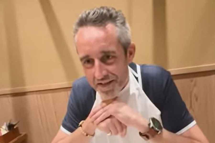 フランス人のセドリックさん（スクリーンショット）