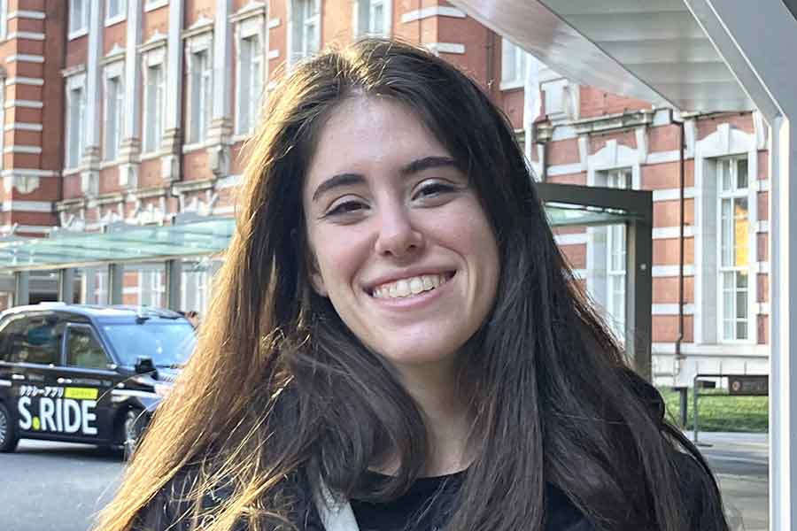 イタリアのフィレンツェから来たニキさん【写真：Hint-Pot編集部】