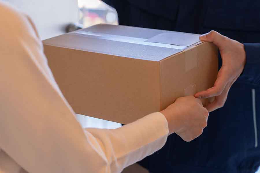 ご近所さんからの新築祝いに仰天（写真はイメージ）【写真提供：写真AC】