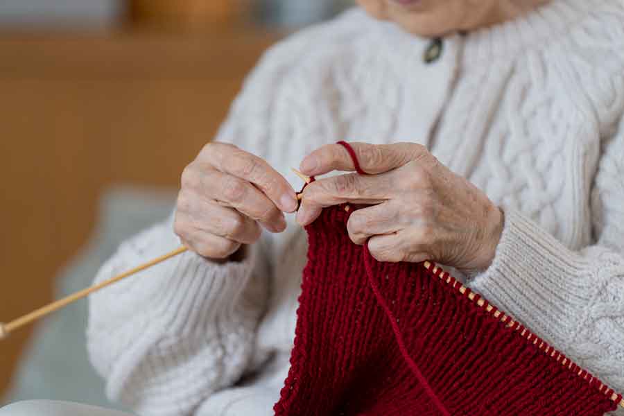 祖母が編んでくれたセーターが話題に（写真はイメージ）【写真：PIXTA】