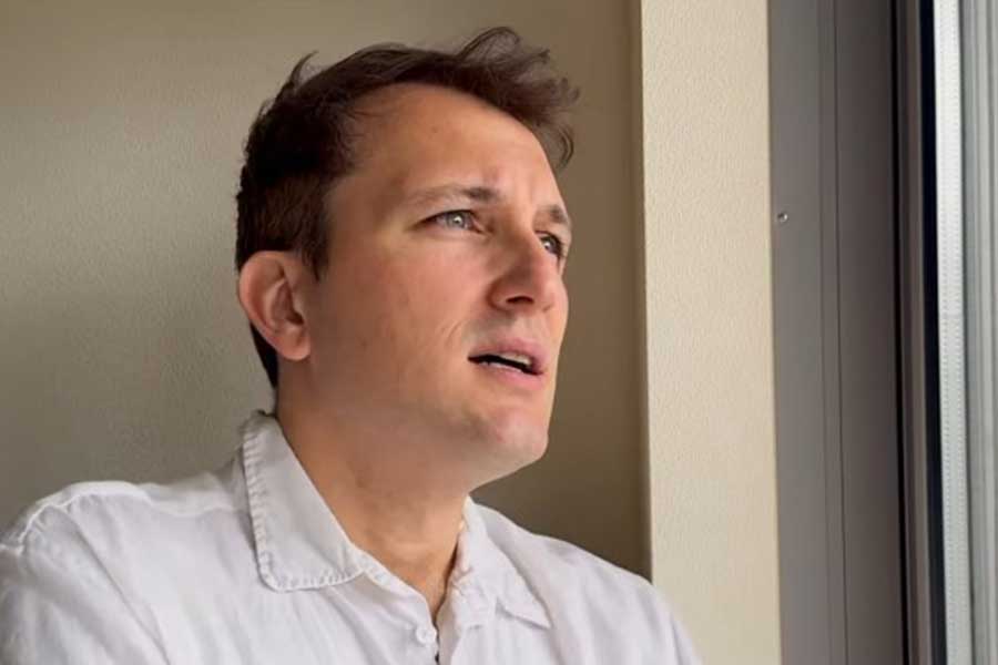 日本に染まる前のオレリアンさん（スクリーンショット）