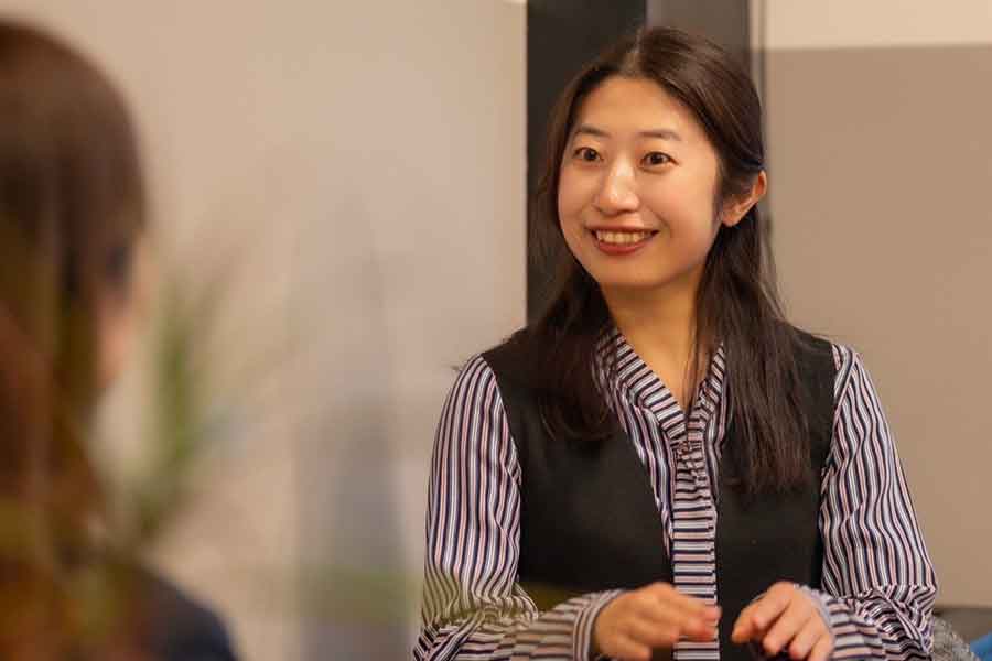 警察官を経て、現在はイングリッシュコンサルタントとして働く隈明日美さん【写真提供:隈明日美】