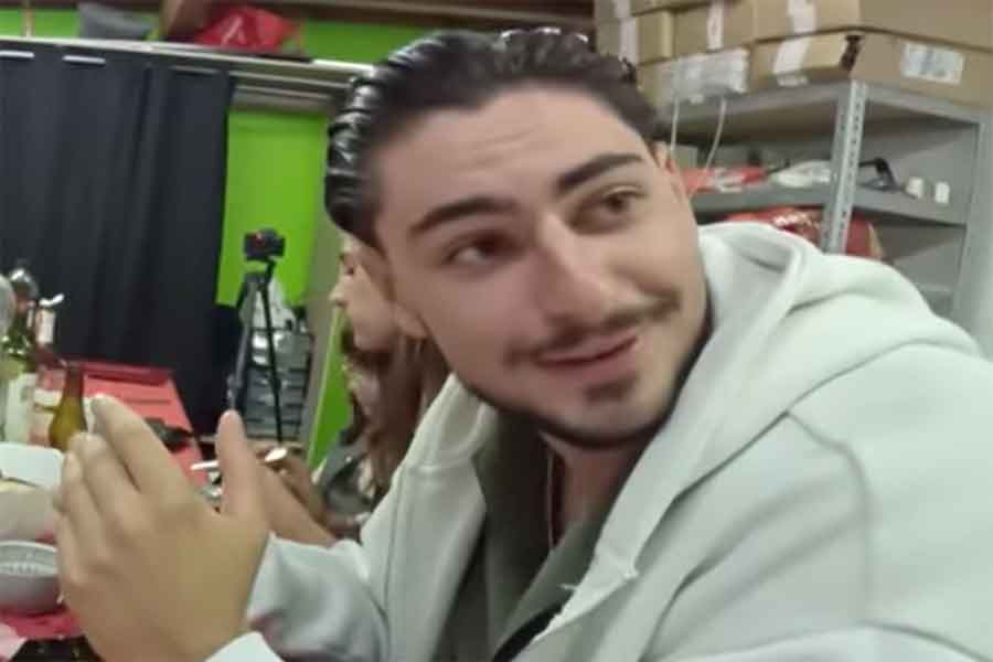 フランス人のニコさん(スクリーンショット)