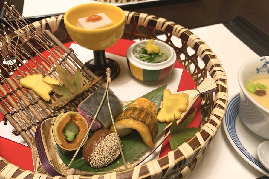 日本の四季を取り入れた懐石料理（写真はイメージ）【写真：写真AC】