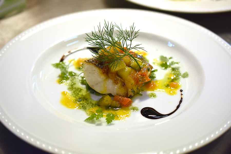 フランス料理(写真はイメージ)【写真:写真AC】