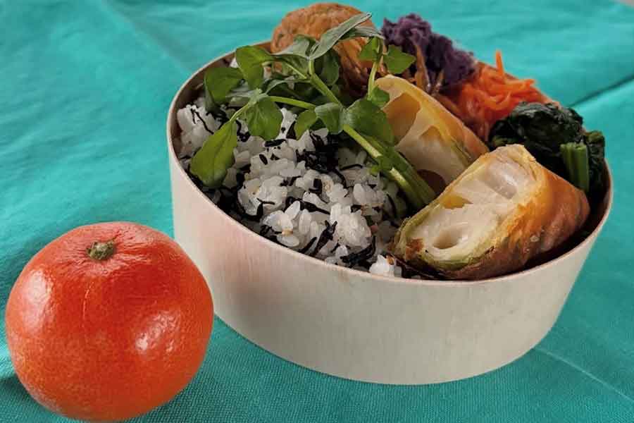 滝沢さんが夫の予定に合わせて作った弁当(スクリーンショット)