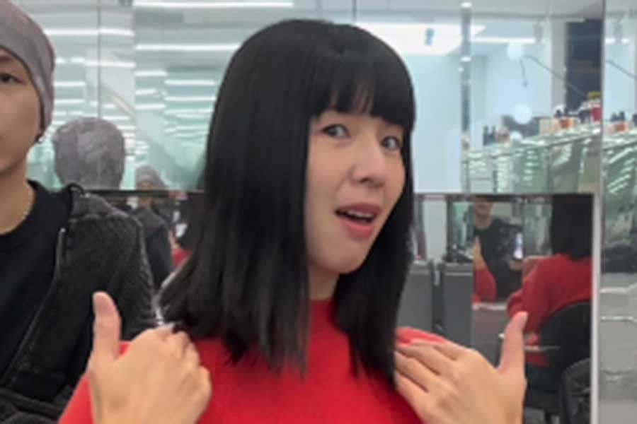 髪が伸びてきて少し重ためな印象（スクリーンショット）