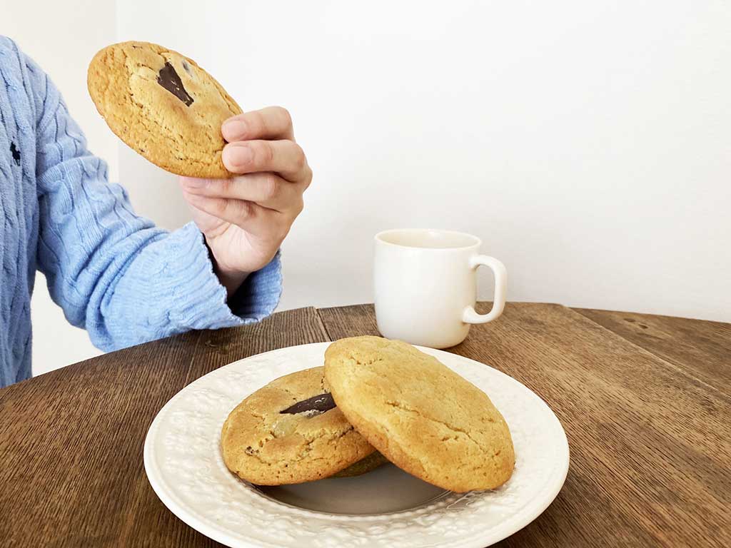 クッキーやチョコレートなどの糖分が多い食べ物は要注意（写真はイメージ）【写真：写真AC】