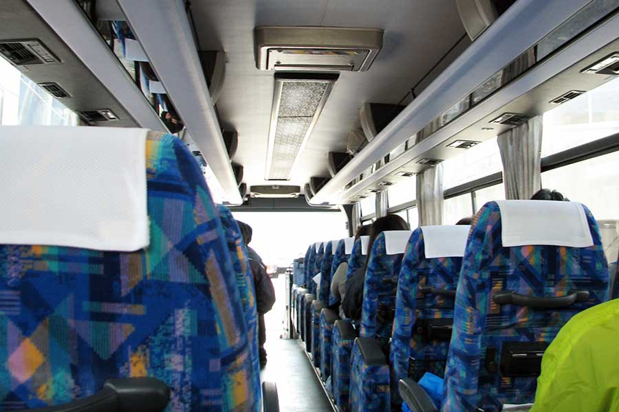 バスに乗った際は忘れ物にも気をつけたい（写真はイメージ）【写真：写真AC】