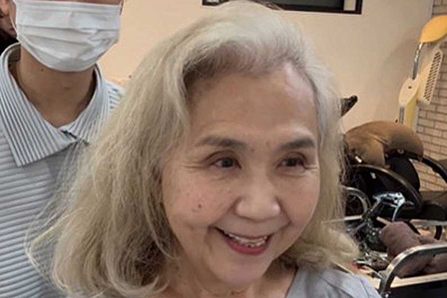 「すっきりさせたい」とイメチェンを希望する女性（スクリーンショット）