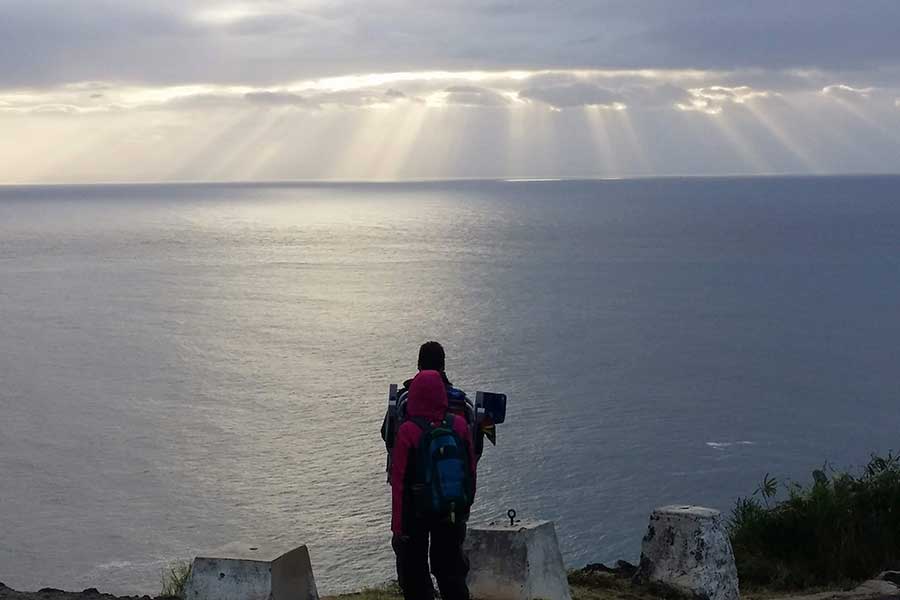 新年を迎えると、初日の出を見るために、オアフ島東部の高台を訪れる人も少なくない【写真:i-know】