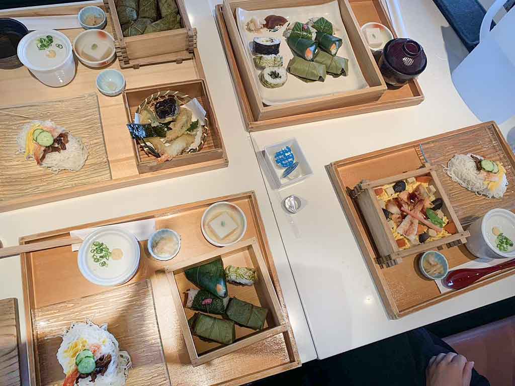 フランス人男性が日本観光で楽しんだ食事【写真提供：フランス人男性】