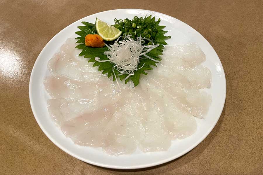 日本でフグの刺身を食べ、味に困惑（写真はイメージ）【写真：写真AC】