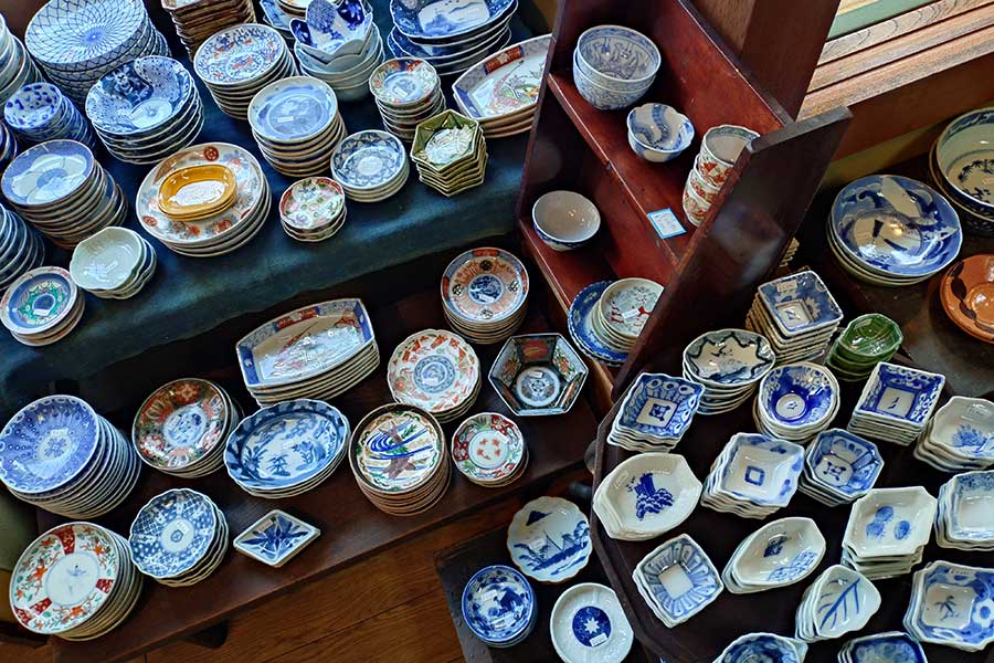 京都・祇園にある古美術店「観山堂」の店内【写真提供：観山堂】