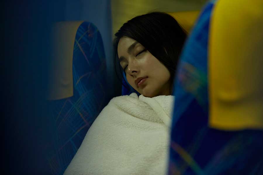 夜行バスで移動する人が増える年末年始(写真はイメージ)【写真:PIXTA】