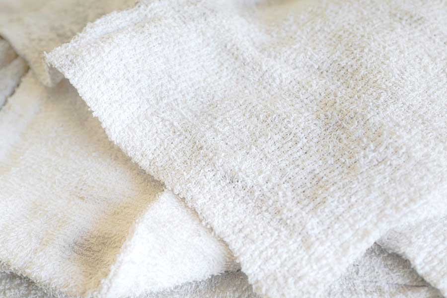 100円ショップでセット売りしている雑巾（写真はイメージ）【写真：PIXTA】