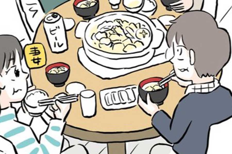 漫画のワンシーン。妻の実家で水炊き鍋を囲んでいたら…【画像提供:ミヤギトオル(@mitume333)さん】