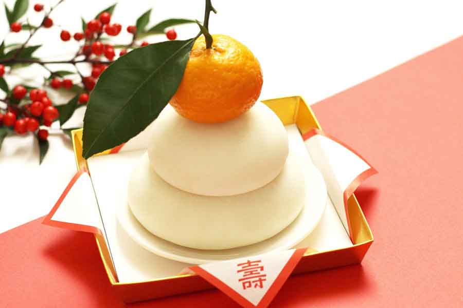 お正月の飾り「鏡餅」（写真はイメージ）【写真：PIXTA】