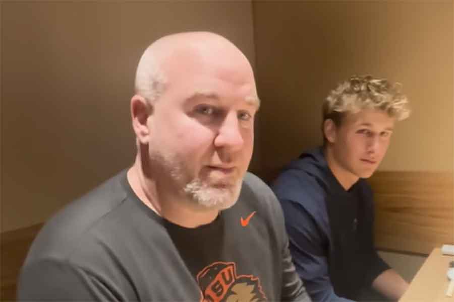 アメリカからやってきた（左から）ビフさんとジャクソンさん（スクリーンショット）