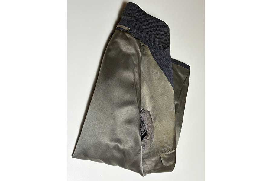 戦前のたたみ方を実践したジャケット【写真提供：灰田かつれつ（@Haidacutlet）さん】