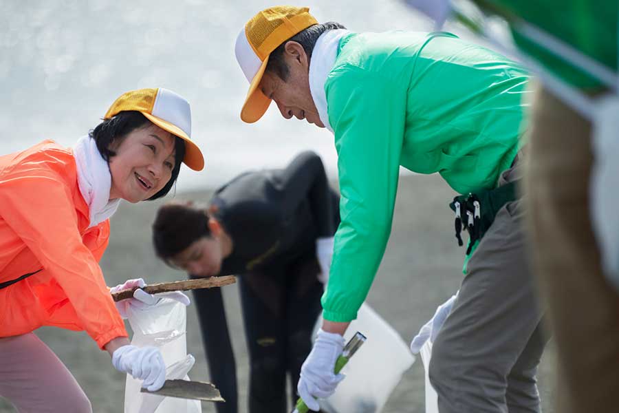 エリアを快適に保ってくれる清掃スタッフ（写真はイメージ）【写真：PIXTA】